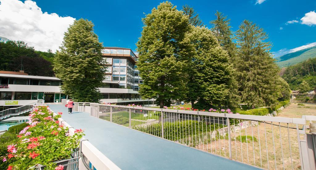 Albergo Sayonara Comano Terme Bagian luar foto